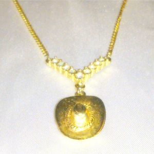 Vintage Rhinestone Western Cowboy Hat Necklace *
